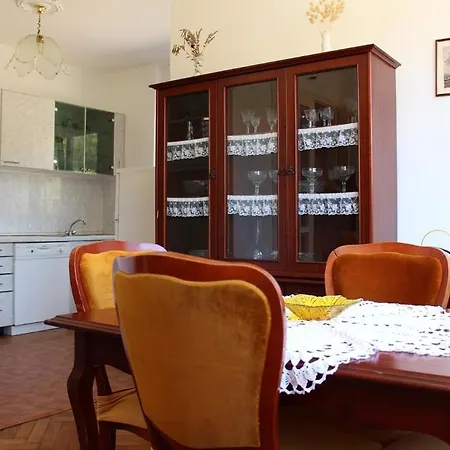 Apartment By The Sea - 13169 Vis